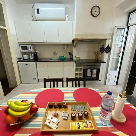 Manjericos House Ii דירה *